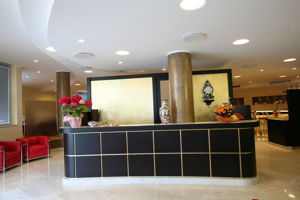 Hotel 5 Vie Almenno San Salvatore Dış mekan fotoğraf